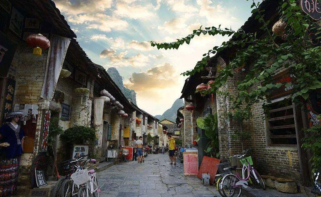 机智问答网页-智能回答你的问题从哈尔滨到山西皇城相府的路线,从哈尔滨坐飞机到哪里?皇城相府门票多少钱?山西还有哪里好玩儿,一起介多次出现